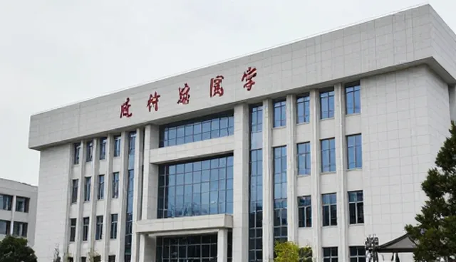 智能仓储系统部署中的方案实施难点与应对